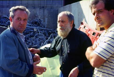 Réalisation de la compression à Nîmes en 1989. D.R.