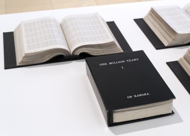 On Kawara, <em>One Million Years - For the Last One. (Future) 1993-1001992,</em> 1980 - 1992, © The Estate of On Kawara, crédit photo : Cédrick Eymenier